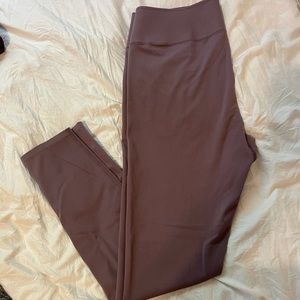 Uniqlo Airism Leggings